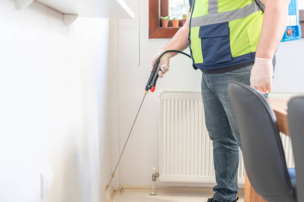 Best Pest Prevention Services  in Island Lake, IL